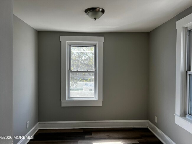 1221 9th Ave Unit 3
