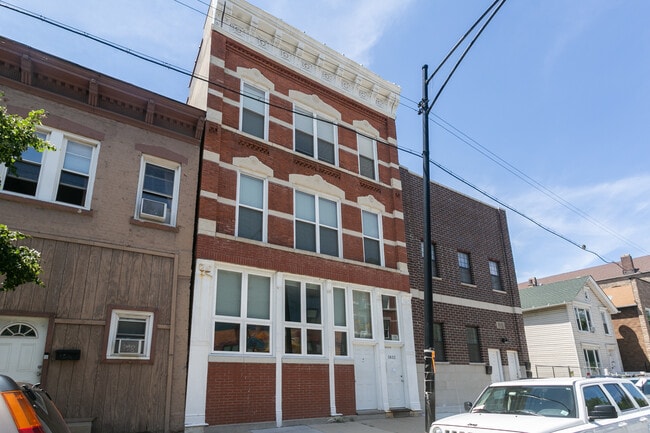 Photo - 1832 S Racine Ave Apartment Unit 1F