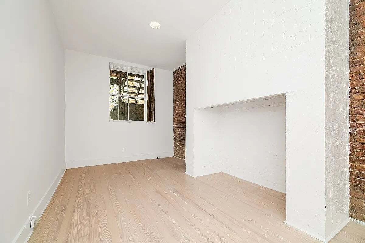 Photo - 318 W 14th St Unit 1B