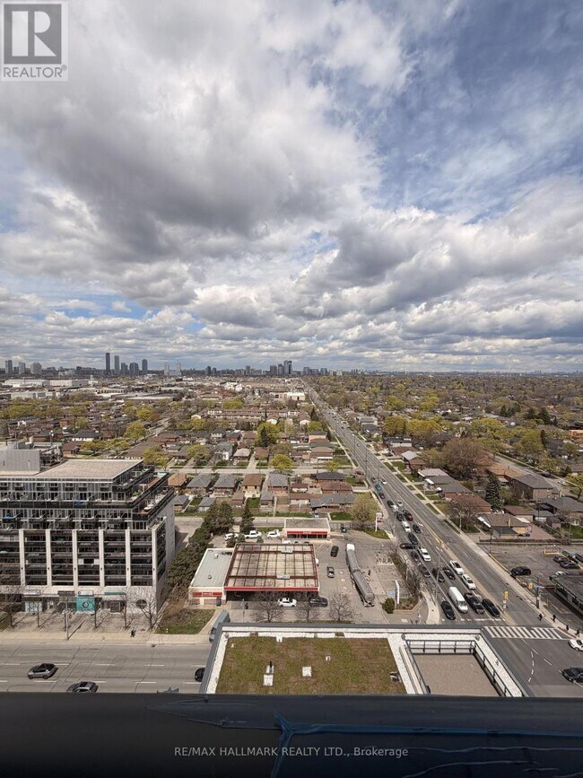 Photo - 1007 The Queensway Unité 1710