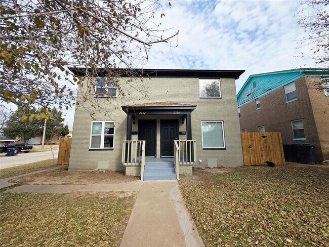 Photo - 2722 N Lyons Dr