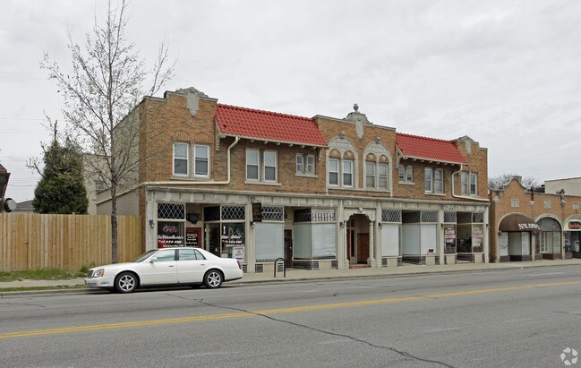 4518-4526 W. Burleigh St. (12 Unit)