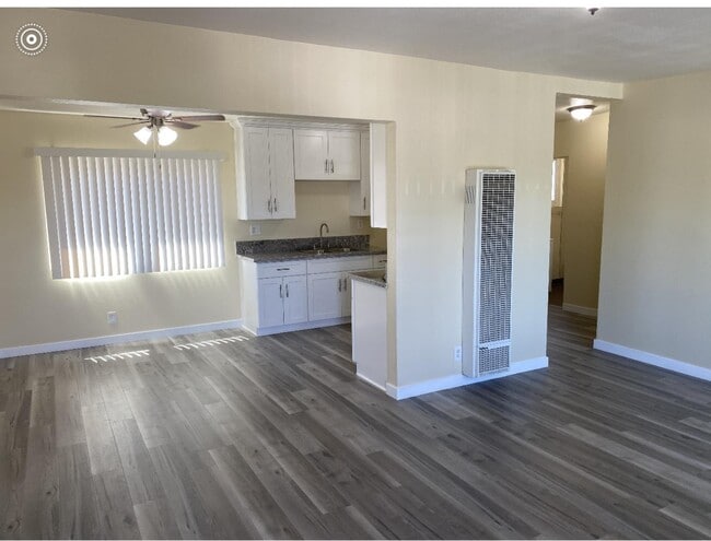 Photo - Bishop Apartments