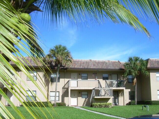 Building Photo - 6772 Palmetto Cir S Unit 104
