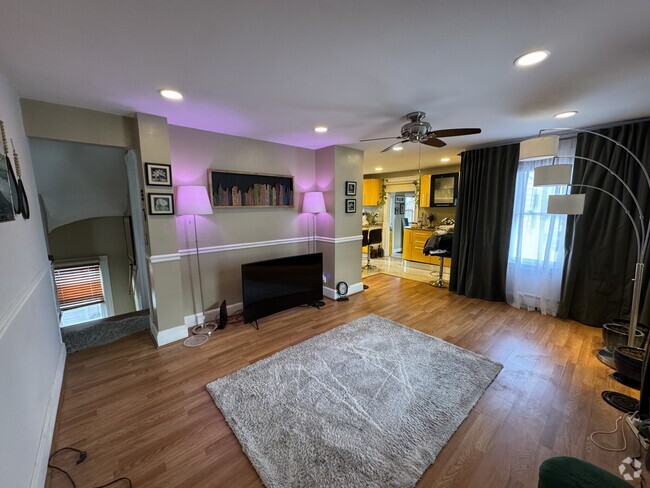 Building Photo - 18 Plimpton Ave Unit 2 Rental