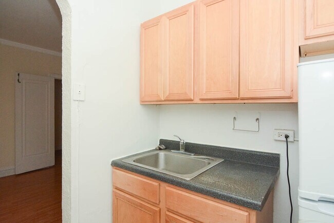 Photo - 4834 N Damen Ave Unidad 113