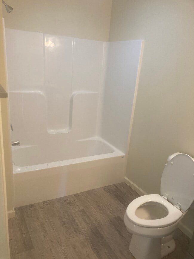 Photo - 151 Franklin St