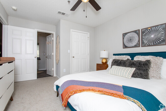 1BR,1BA -80%-BR - The Bauer Apartments