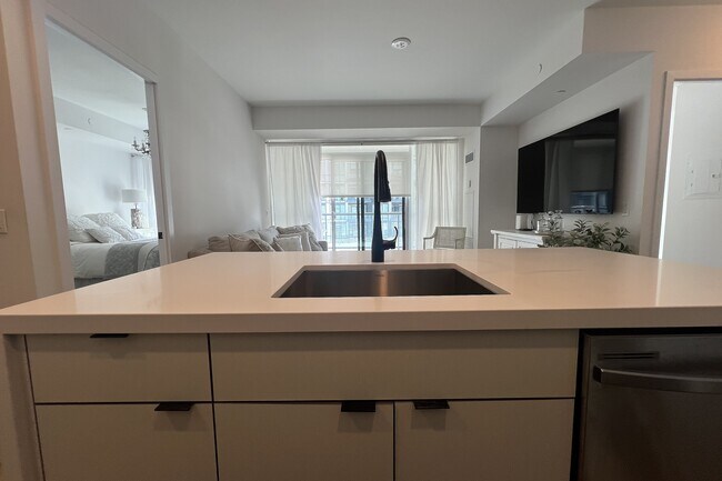 Photo - 415 Sea Ray Ave