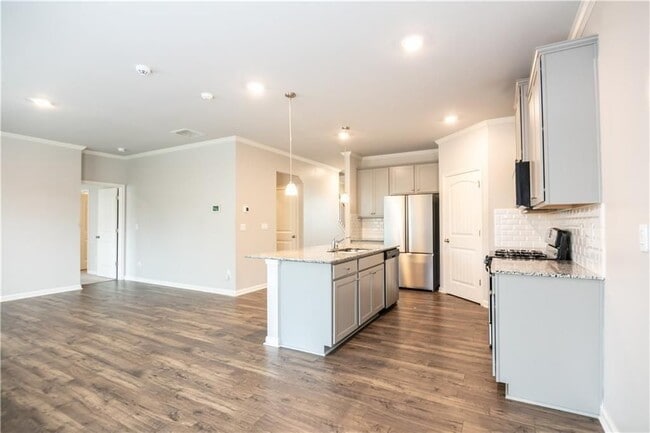 Photo - 4377 Montberry Ln