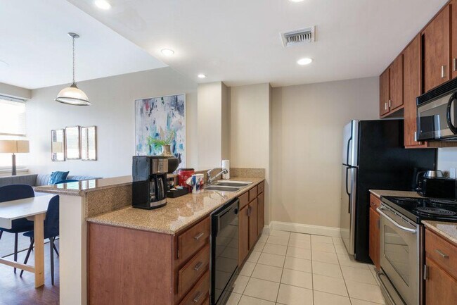 Photo - 925 Common St Unidad ID1266898P