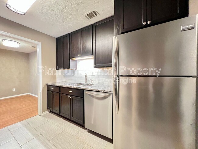 Photo - 1107 Countryside Pl Condo
