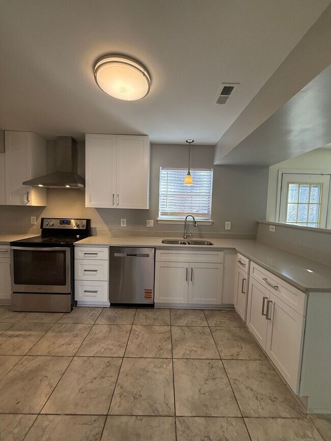 Photo - Spacious 4-Bedroom Home in Desirable Lee’s Mill! "ASK ABOUT OUR ZERO DEPOSIT"