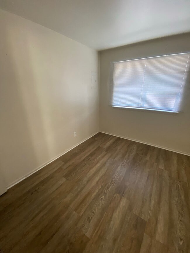 Photo - 2534 Telegraph Rd Unit 2534-C