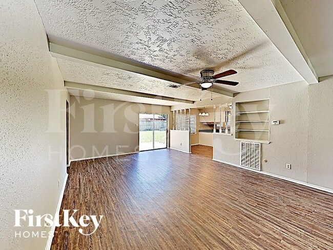 Photo - 6803 Stiller Dr