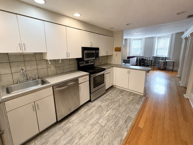570 Massachusetts Ave Unit 1