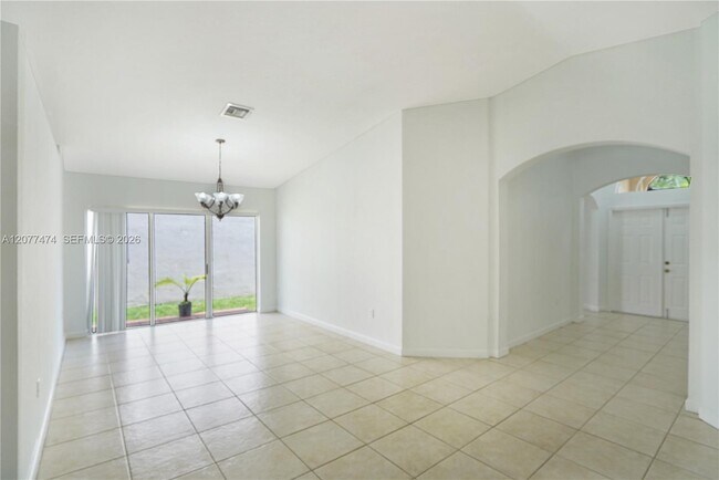 Photo - 13950 SW 155th Ct