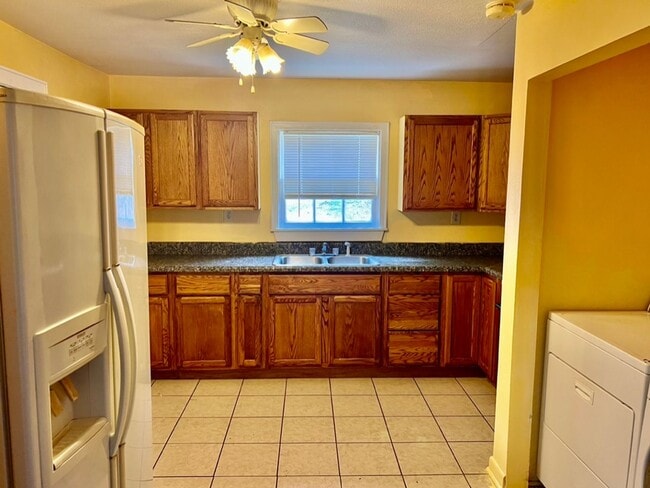 Photo - Cute Home Close to the Universities