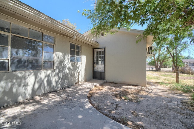 Building Photo - 10368 Potencia Dr Unit B
