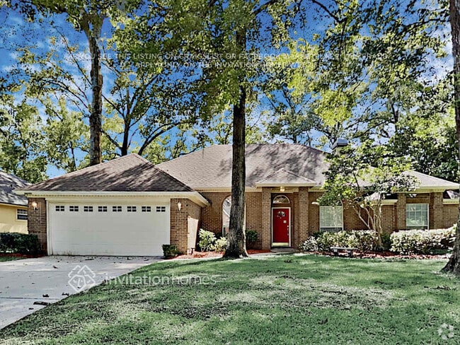 Building Photo - 11826 Clearwater Oaks Dr W Rental