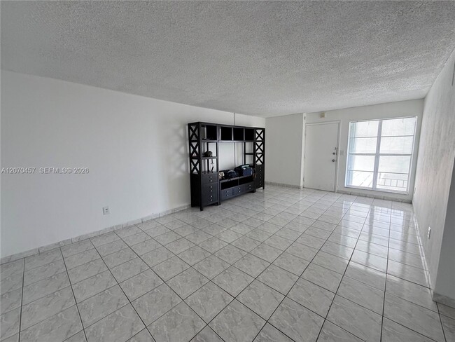 Photo - 1340 Lincoln Rd Unit 707