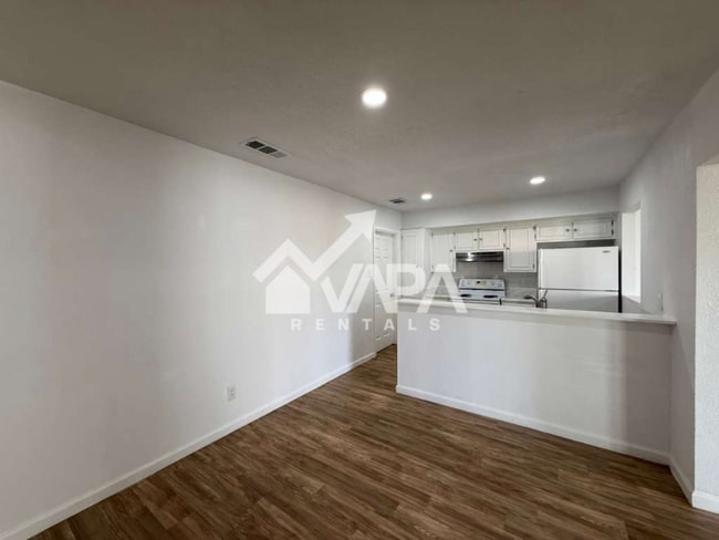 Photo - 5019 Starfire St