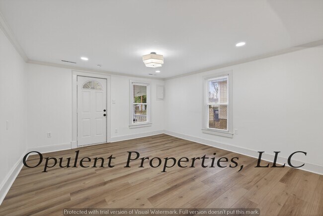 Photo - 1216 Stevens Ave NE