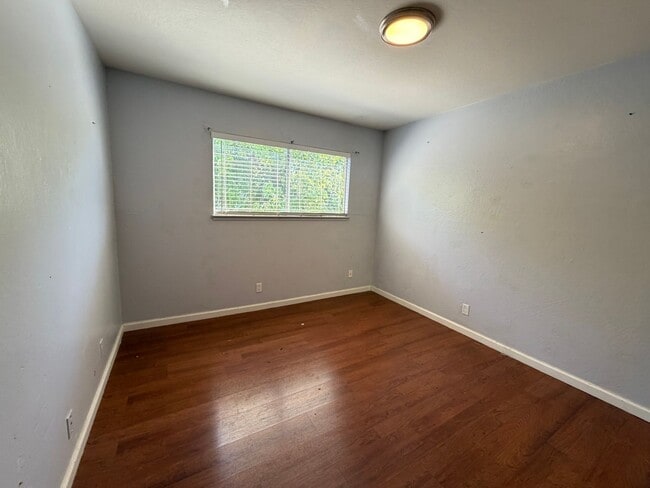 7905 Leona Way Unit 7905 Leona Way Unit D