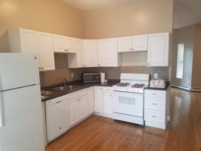 Photo - 40 Cedar St Townhome