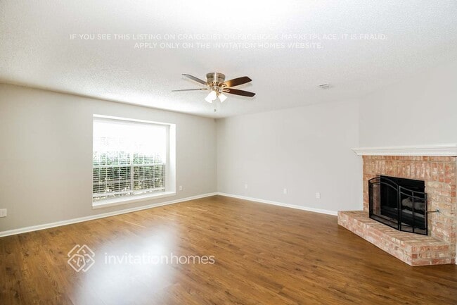 Photo - 2051 Vista Dr