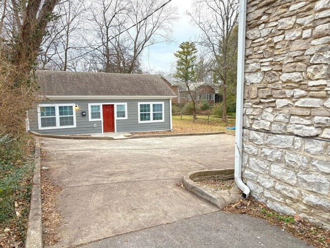 Photo - 2 Bedroom and 1 Bath Cottage with private parking and large back yard.