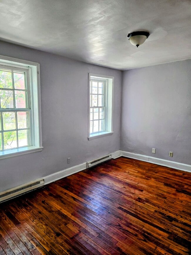 Photo - 42 N Eighth St Apartment Unit 2F