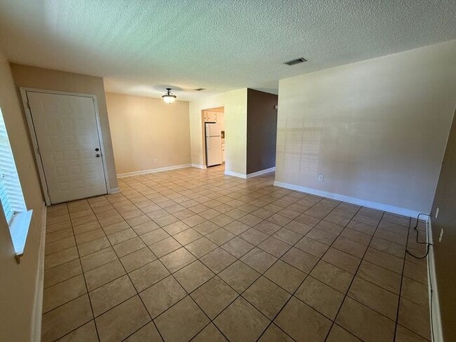 Photo - Pensacola - Ferry Pass - 2 bedroom, 1 bathroom - lawn care included