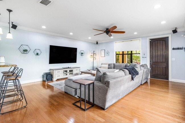 Photo - 507 SW 17th St