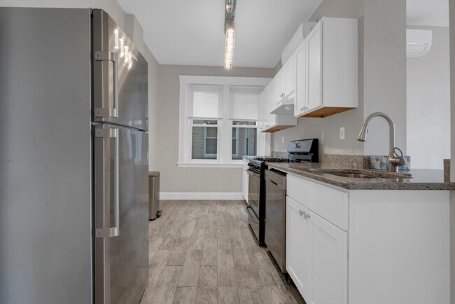 Photo - 324 Summit Ave Unit 302