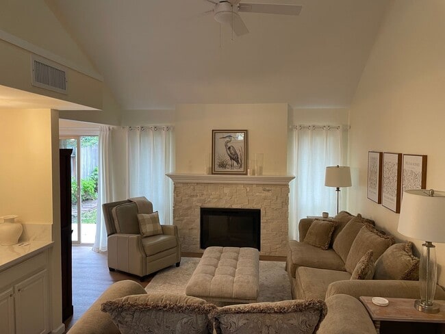 Photo - Fully Furnished 2/1.5 Duplex in West Sacramento