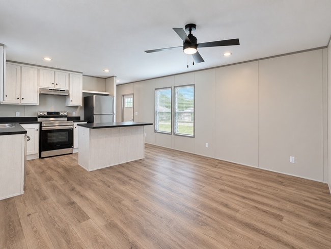 123 Preston Dr