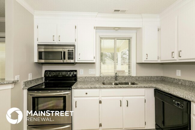 Photo - 13716 Tynecastle Ln