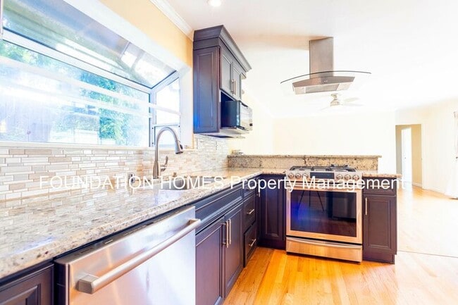 5 Harvard Dr