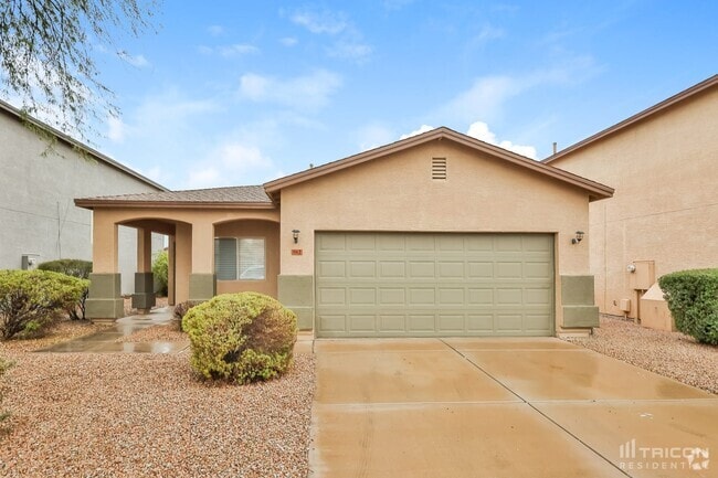 Building Photo - 962 E Cowboy Cove Trail Rental