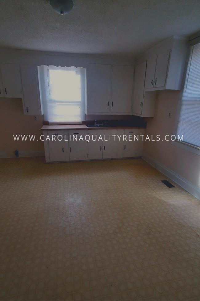 Photo - 2 bed 1 bath house
