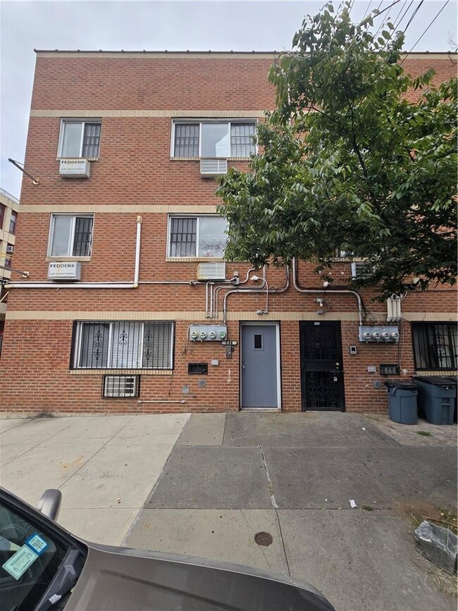 Photo - 457 Belmont Ave Apartamento Unidad 3f