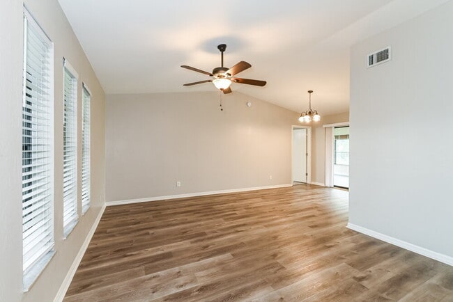 Photo - 2529 SW 15th Pl