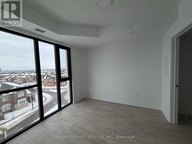 Photo - 720 Whitlock Ave Unité 517