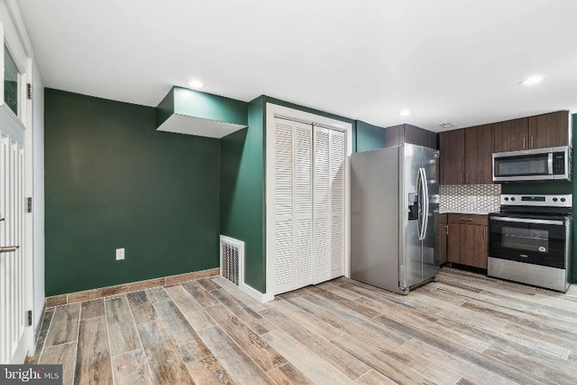 Photo - 2146 N Van Pelt St Unit Apt C