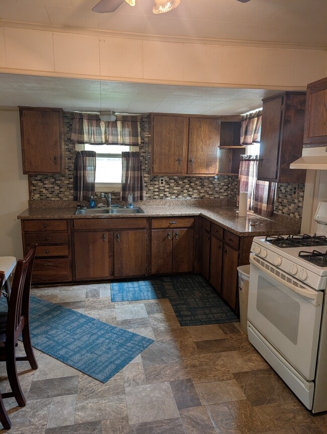 Photo - 722 S 2nd St