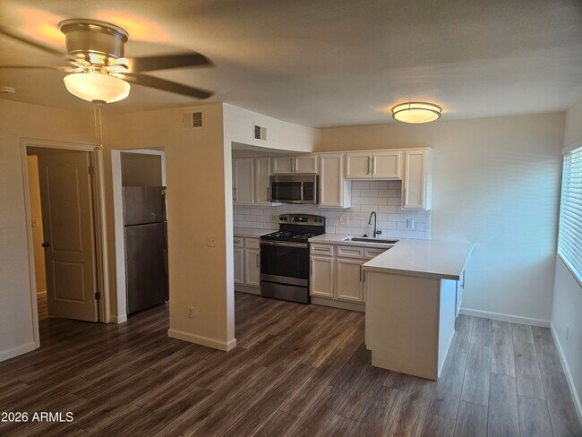 1330 E Highland Ave Unit 28A