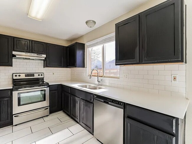 Photo - 5083 Helena Ct