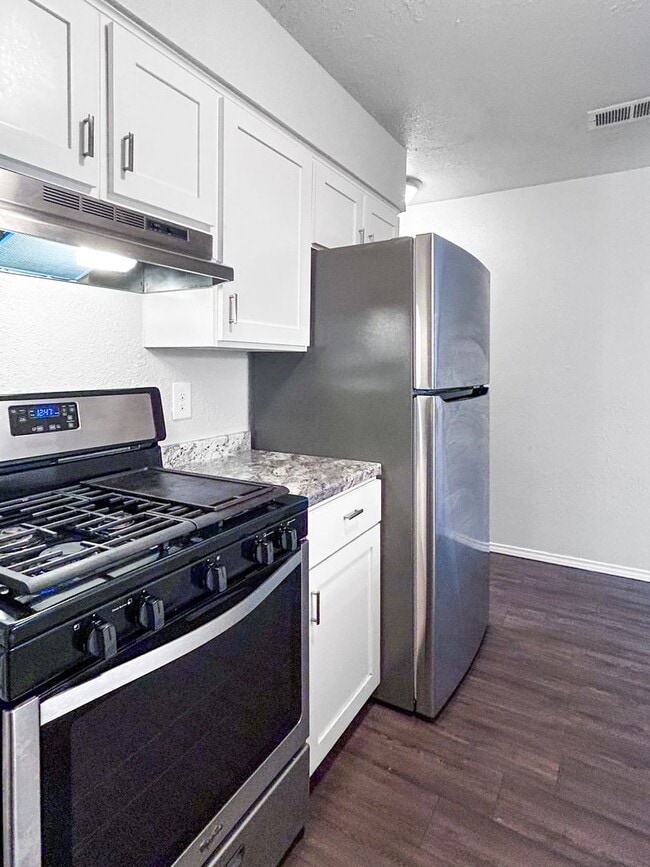 Photo - Convenient South SA Location—3BR with W/D Included