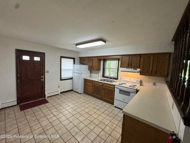 Photo - 23 E Mountain Rd